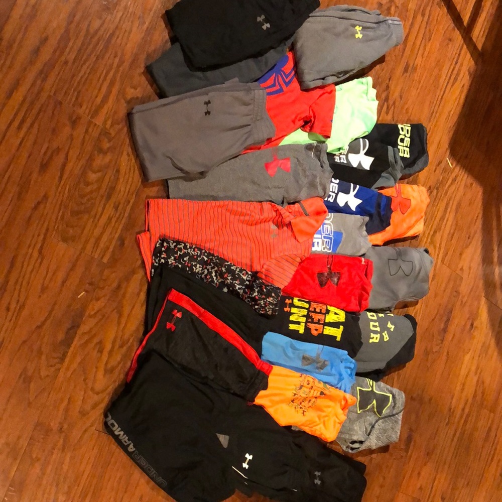 Under Armour boys size 5-6